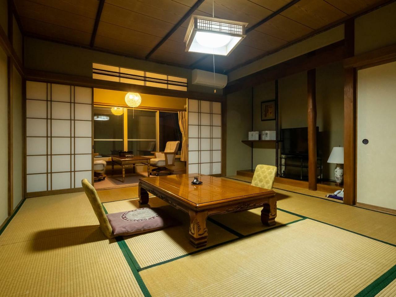 Shirayunoyado Yamadaya Gora Ryokan